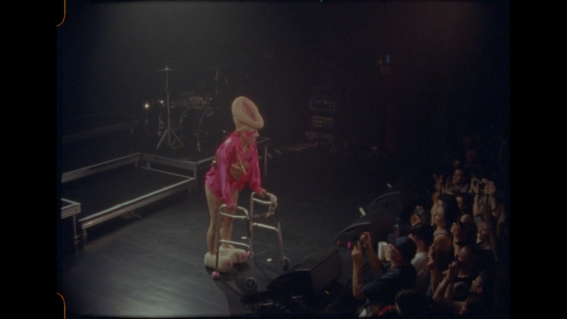 6_3_peaches_goes_bananas_3